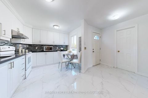 Photo 10 at 29 Green Spring Drive, Milliken, Toronto