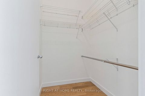 Photo 17 at 102 - 35 Mariner Terrace, Waterfront Communities C1, Toronto