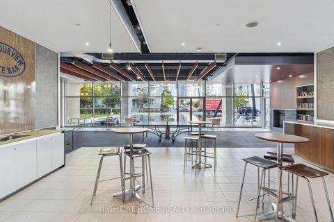 Photo 27 at 102 - 35 Mariner Terrace, Waterfront Communities C1, Toronto