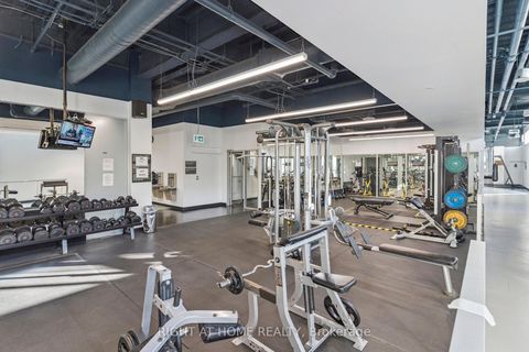 Photo 31 at 102 - 35 Mariner Terrace, Waterfront Communities C1, Toronto