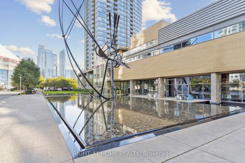 Photo 38 at 102 - 35 Mariner Terrace, Waterfront Communities C1, Toronto