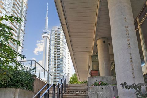 Photo 39 at 102 - 35 Mariner Terrace, Waterfront Communities C1, Toronto
