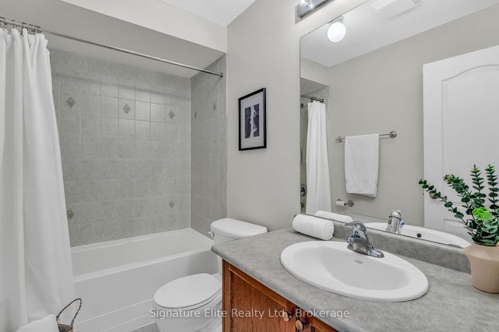 Photo 36 at 124 Rocky Point Crescent, Madoc, Brampton