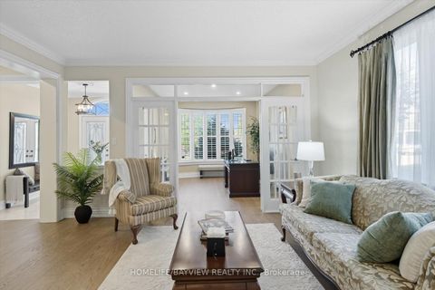 Photo 7 at 3 Crowling Court, Oak Ridges, Richmond Hill Photo 7 at 3 Crowling Court, Oak Ridges, Richmond Hill