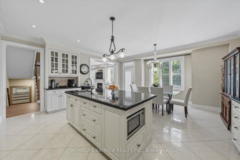 Photo 17 at 3 Crowling Court, Oak Ridges, Richmond Hill