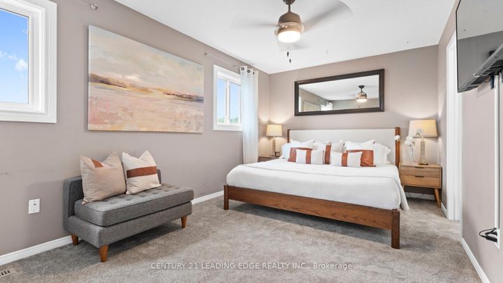 Photo 10 at 330 Sparrow Circle, Highbush, Pickering