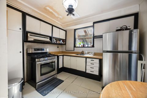 Photo 8 at 241 Eileen Avenue, Smythe, Toronto