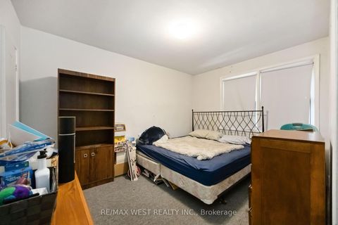 Photo 12 at 241 Eileen Avenue, Smythe, Toronto