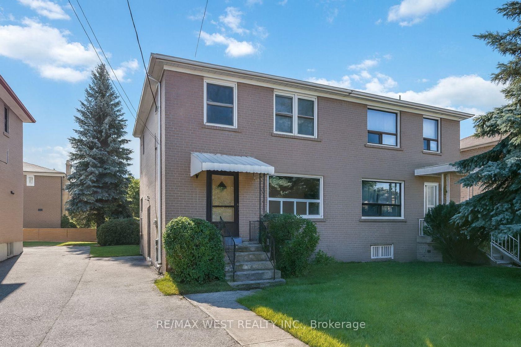 241 Eileen Avenue, Smythe, Toronto 
