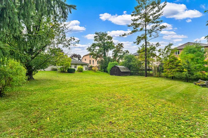 Photo 34 at 22 Poplar Drive, Oak Ridges, Richmond Hill