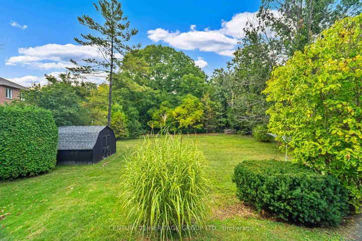 Photo 36 at 22 Poplar Drive, Oak Ridges, Richmond Hill