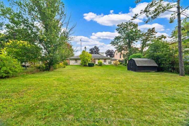 Photo 39 at 22 Poplar Drive, Oak Ridges, Richmond Hill