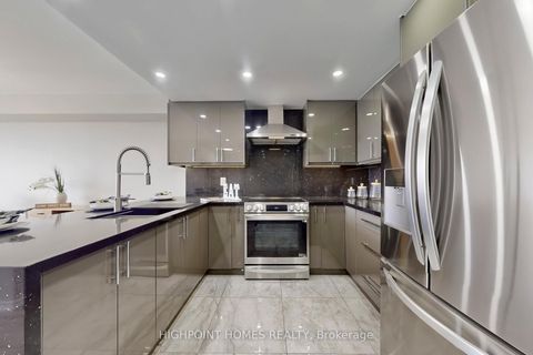Photo 12 at #714 - 175 Cedar Avenue, Harding, Richmond Hill
