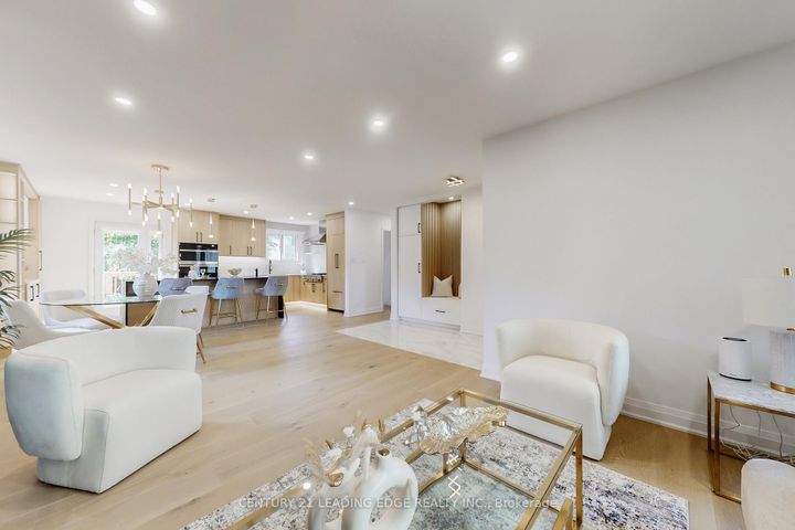 Photo 6 at 2240 Springfield Court, Sheridan, Mississauga