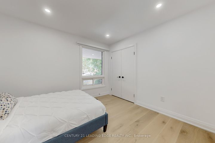 Photo 18 at 2240 Springfield Court, Sheridan, Mississauga