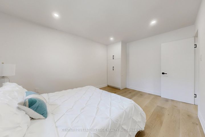 Photo 20 at 2240 Springfield Court, Sheridan, Mississauga