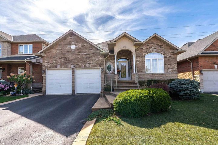 Photo 3 at 188 Blue Mountain Drive, Stoney Creek Mountain, Hamilton