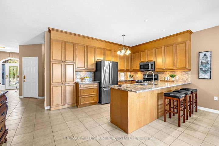 Photo 20 at 188 Blue Mountain Drive, Stoney Creek Mountain, Hamilton