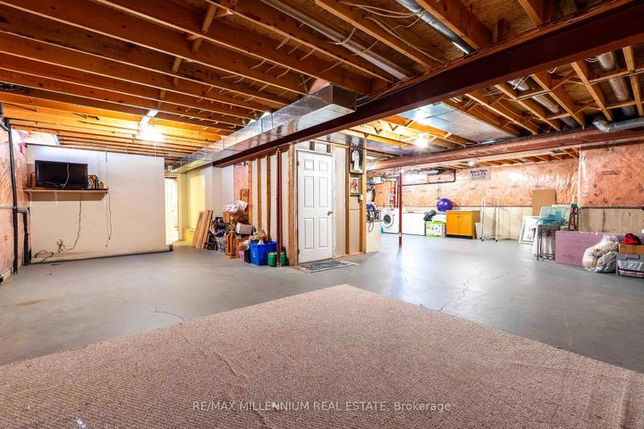 Photo 26 at 188 Blue Mountain Drive, Stoney Creek Mountain, Hamilton