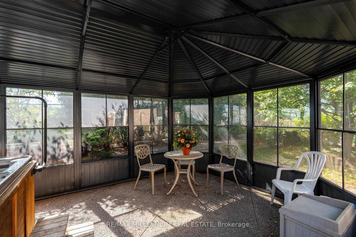 Photo 38 at 188 Blue Mountain Drive, Stoney Creek Mountain, Hamilton