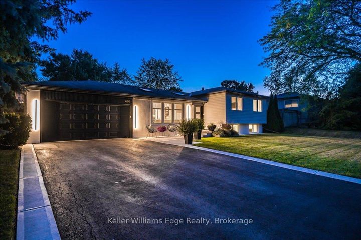 Photo 1 at 400 Sunset Drive, WO West, Oakville