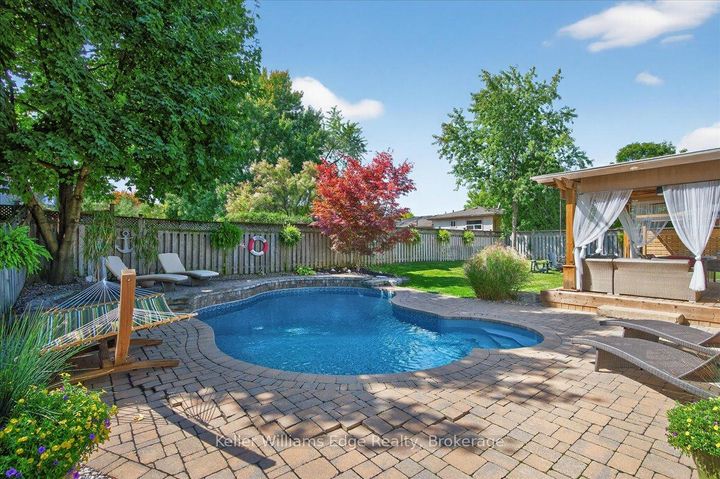 Photo 29 at 400 Sunset Drive, WO West, Oakville