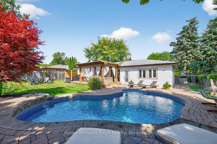 Photo 30 at 400 Sunset Drive, WO West, Oakville
