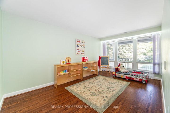 Photo 29 at 32 Edenbrook Hill, Humber Valley, Toronto
