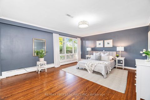 Photo 26 at 32 Edenbrook Hill, Humber Valley, Toronto