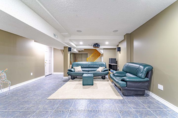 Photo 35 at 103 New Forest Square, Steeles, Toronto
