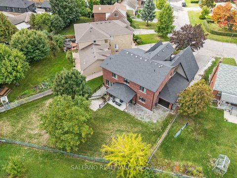 Photo 46 at 11 Compton Crescent, CFB, Toronto