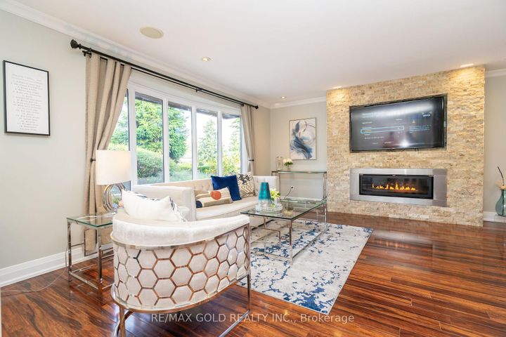 Photo 6 at 39 Ascot Avenue, Avondale, Brampton