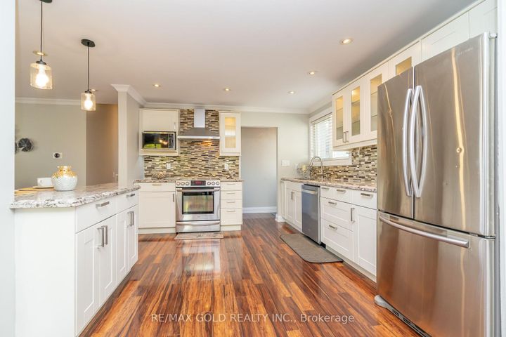 Photo 10 at 39 Ascot Avenue, Avondale, Brampton