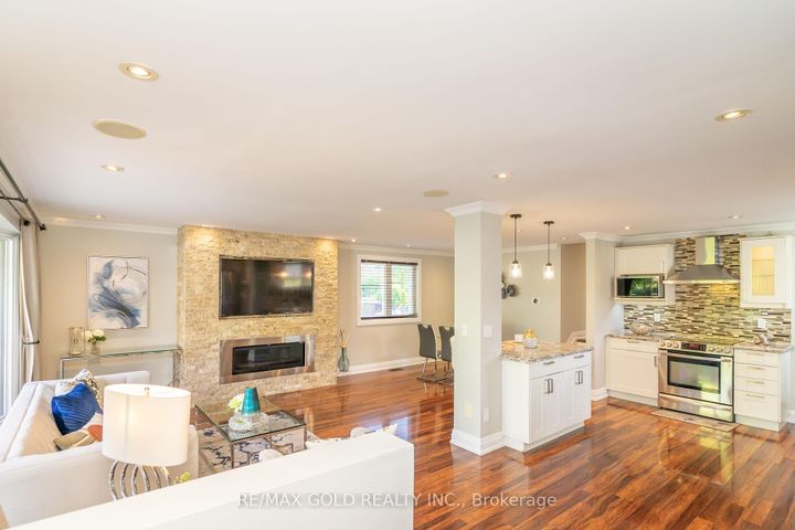 Photo 18 at 39 Ascot Avenue, Avondale, Brampton