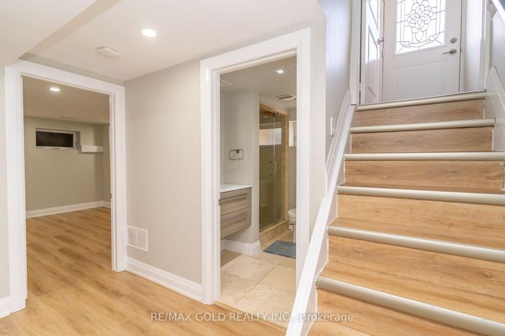 Photo 28 at 39 Ascot Avenue, Avondale, Brampton