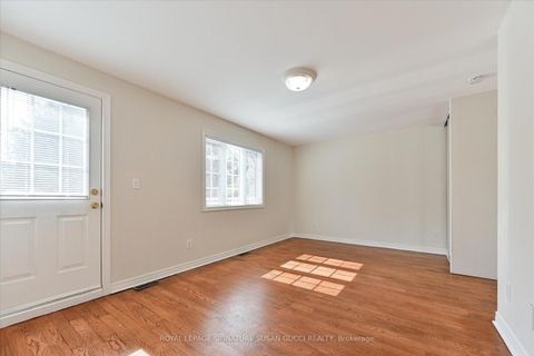 Photo 16 at 454 Donlands Avenue, East York, Toronto