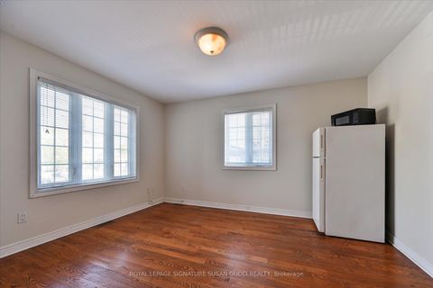 Photo 23 at 454 Donlands Avenue, East York, Toronto