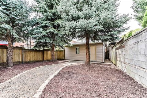 Photo 46 at 454 Donlands Avenue, East York, Toronto
