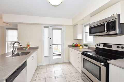 Photo 13 at 89 - 100 Parrotta Drive, Pelmo Park W5, Toronto