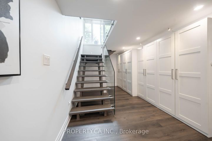 Photo 23 at 1533 Rometown Drive, Lakeview, Mississauga