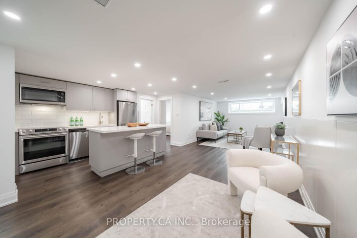 Photo 25 at 1533 Rometown Drive, Lakeview, Mississauga