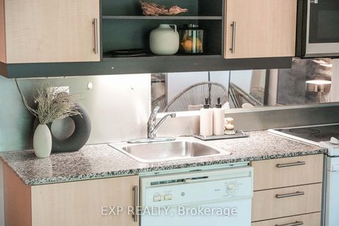 Photo 8 at M10 - 350 Wellington Street W, Waterfront Communities C1, Toronto