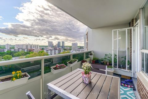 Photo 4 at 1607 - 5 Shady Golfway, Flemingdon Park, Toronto