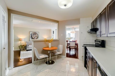 Photo 7 at 1607 - 5 Shady Golfway, Flemingdon Park, Toronto