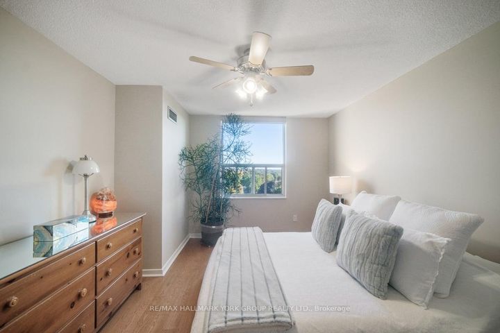 Photo 9 at 810 - 50 Inverlochy Boulevard, Royal Orchard, Markham