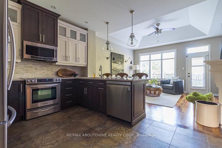 Photo 13 at 2 - 2590 Carberry Way, WM Westmount, Oakville