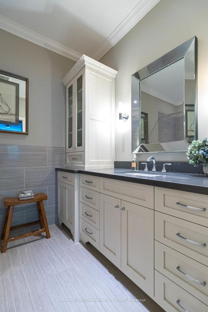 Photo 26 at 2 - 2590 Carberry Way, WM Westmount, Oakville