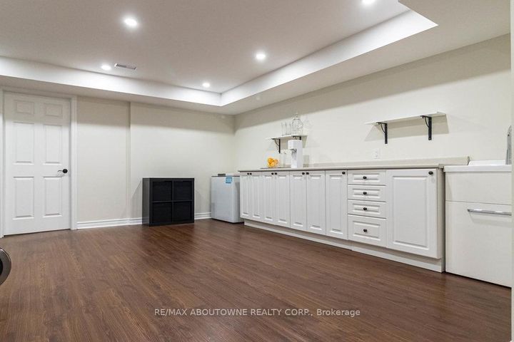 Photo 34 at 2 - 2590 Carberry Way, WM Westmount, Oakville