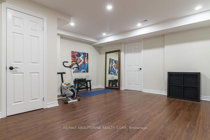 Photo 35 at 2 - 2590 Carberry Way, WM Westmount, Oakville