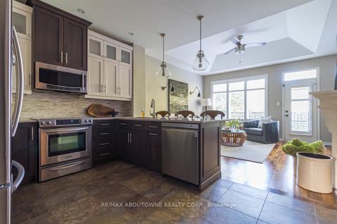 Photo 13 at 2 - 2590 Carberry Way, WM Westmount, Oakville